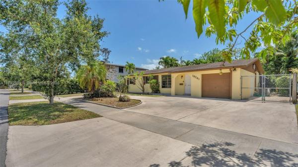 Whispering Pines Estates, 19241 SW 93rd Rd, Cutler Bay, Florida 33157, image 2