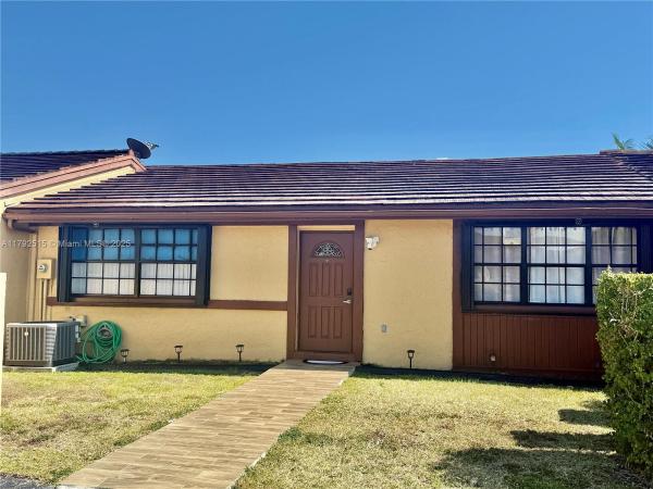14712 SW 84th Ter, Unincorporated Dade County, Florida 33193, image 1