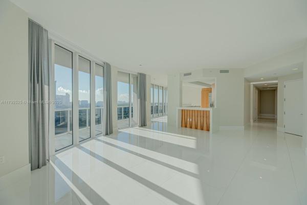 Bellini At Williams Island, 4100 Island Blvd #1402, Aventura, Florida 33160, image 1