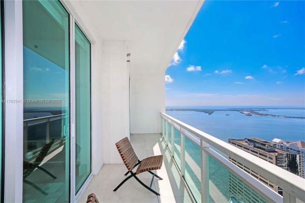 The Plaza On Brickell East, 950 Brickell Bay Dr #4905, Miami, Florida 33131, image 1