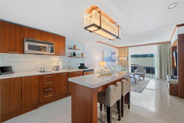 Central Carillon Beach, 6801 Collins Ave #517, Miami Beach, Florida 33141, image 1