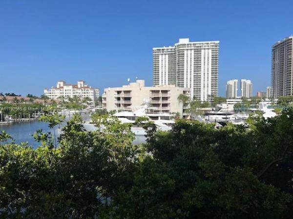 The Yacht Club At Aventura, 19999 E Country Club Dr #1406, Aventura, Florida 33180, image 1