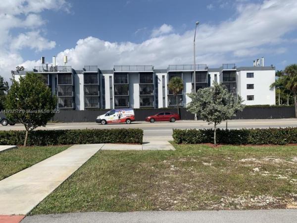 Brookview, 13500 NE 3 Ct #311, North Miami, Florida 33161, image 1