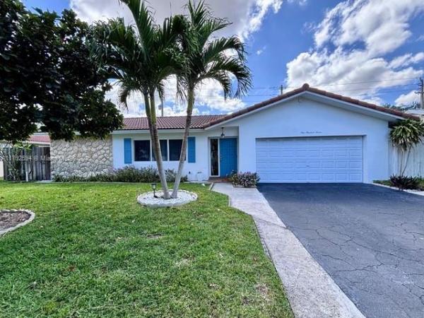 University Park Country Club Estates, 107 Winged Foot Ln, Boca Raton, Florida 33431, image 1