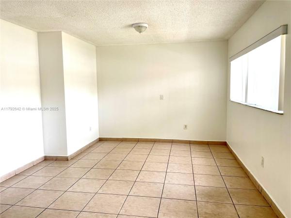 Lakeside, 15669 SW 73rd Circle Ter #4-5, Kendall West, Florida 33193, image 3