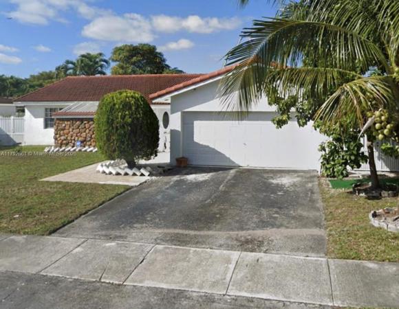 Bent Tree West, 4904 SW 140th Ct, Kendale Lakes, Florida 33175, image 1