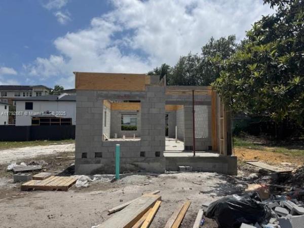 2778 NW 44th St, Unincorporated Dade County, Florida 33142, image 1