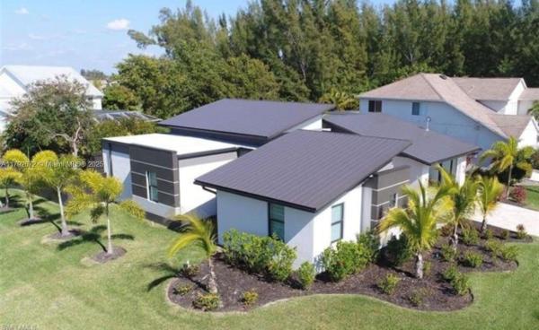 3823 SW 3rd St, Cape Coral, Florida 33991, image 1