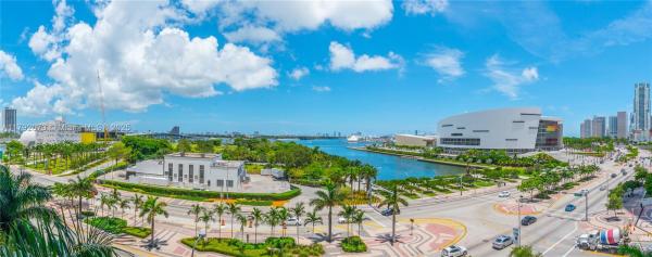 900 Biscayne Bay, 900 Biscayne Blvd #707, Miami, Florida 33132, image 1