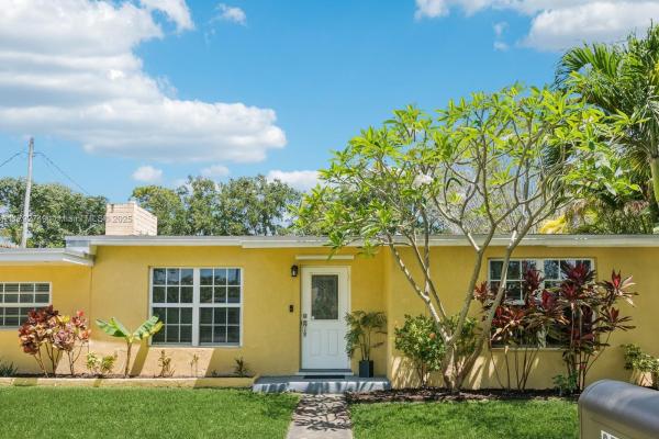 Croissant Park, 251 SW 23rd St, Fort Lauderdale, Florida 33315, image 1