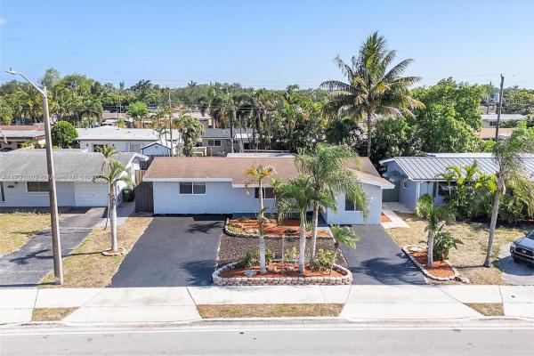 Boulevard Heights, 8420 Taft St, Pembroke Pines, Florida 33024, image 1