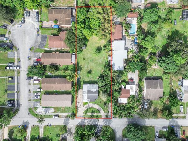 Hollywood Country Estates, 5709 Mckinley St, Hollywood, Florida 33021, image 1