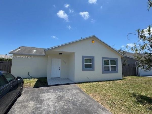 13333 SW 112th Pl, Unincorporated Dade County, Florida 33176, image 1