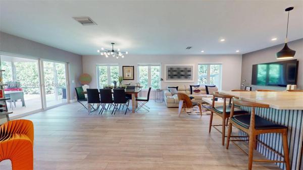 Kings Bay, 6600 SW 144th St, Coral Gables, Florida 33158, image 2