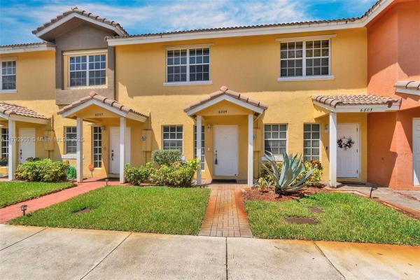 Sienna Club, 6805 Sienna Club Pl, Lauderhill, Florida 33319, image 1