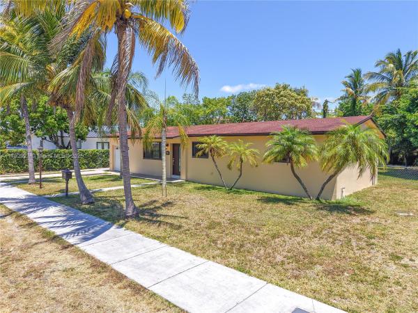 Lake Park, 4515 SW 83rd Ave, Olympia Heights, Florida 33155, image 2