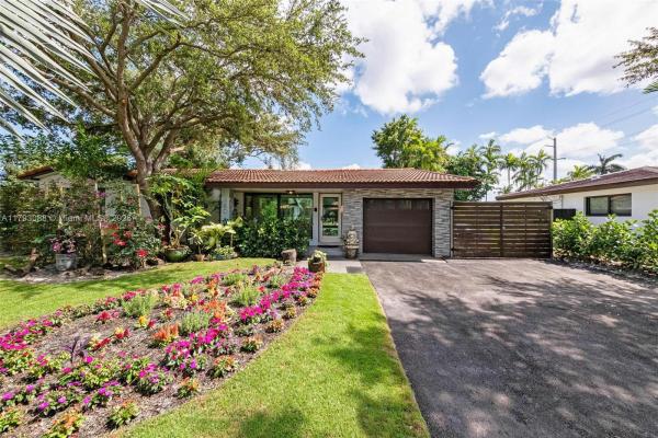 Glendale Manor, 480 NW 88th Ter, El Portal, Florida 33150, image 1