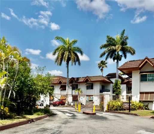 Kingston Square, 9352 SW 77th Ave #H3, Kendall, Florida 33156, image 3