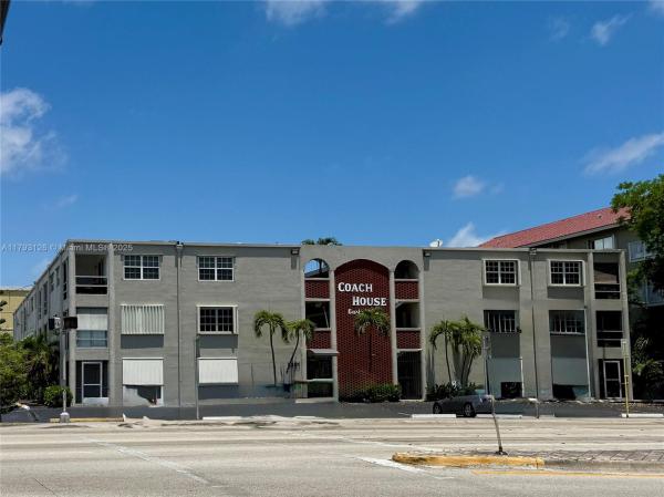 Coach House East & West, 2301 NE 14th St Cswy #201E, Pompano Beach, Florida 33062, image 1