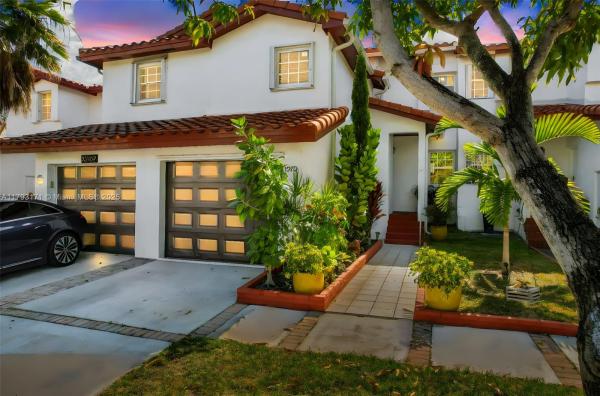 Saga Bay Townhomes, 20979 SW 84th Ct, Cutler Bay, Florida 33189, image 1