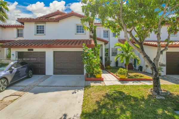 Saga Bay Townhomes, 20979 SW 84th Ct, Cutler Bay, Florida 33189, image 2