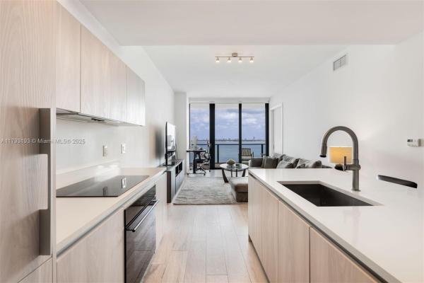Gran Paraiso, 480 NE 31st St #1502, Miami, Florida 33137, image 2