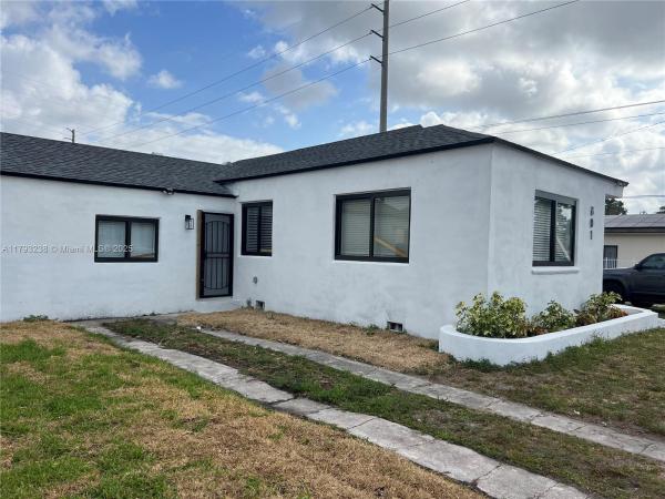 Stephens Manor, 801 NW 75th St, Gladeview, Florida 33150, image 2