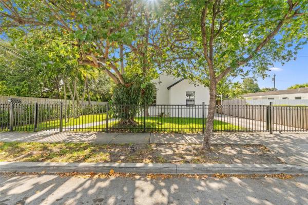 Buena Vista Heights, 4430 NW 1st Ave, Miami, Florida 33127, image 2