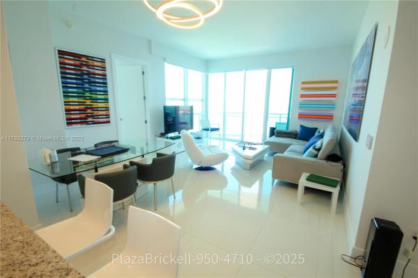 The Plaza On Brickell East, 950 Brickell Bay Dr #4710, Miami, Florida 33131, image 1