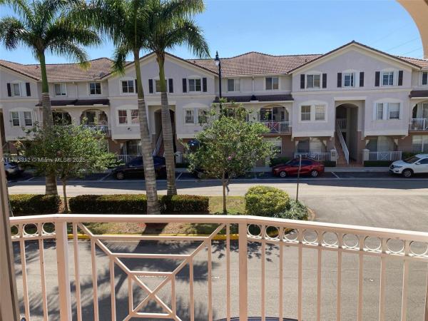 Century Park, 8930 W Flagler St #220, Fountainebleau, Florida 33174, image 1