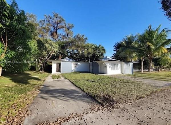 18447 NE 1st Ave #18447, Unincorporated Dade County, Florida 33179, image 1