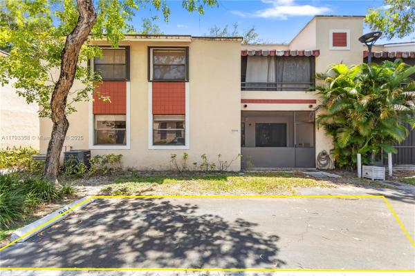 Quatraine, 20260 NE 3rd Ct #3, Ives Estates, Florida 33179, image 2