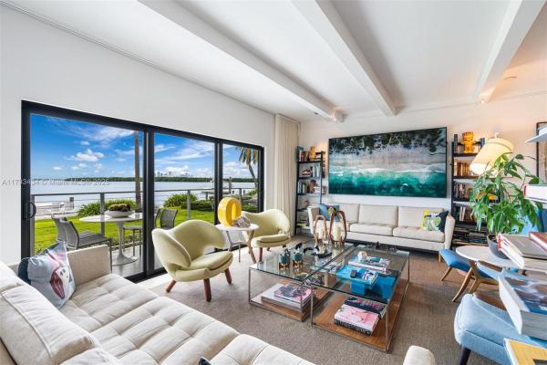 Villa Harbour, 166 Harbor Dr #2B, Key Biscayne, Florida 33149, image 1
