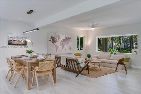 Hollywood Lakes, 819 Hollywood Blvd, Hollywood, Florida 33019, image 1