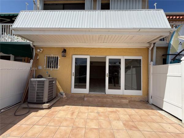 Beach Club Villas, 3816 NE 167th St #54, North Miami Beach, Florida 33160, image 3