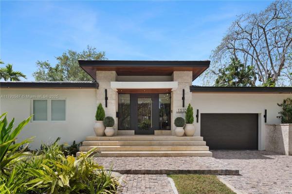 Coral Gables Country Club, 1510 Sarria Ave, Coral Gables, Florida 33146, image 1