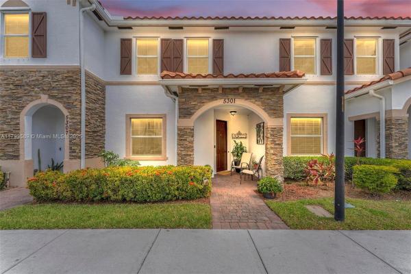 Charleston Commons, 5301 Ellery Ter, West Palm Beach, Florida 33417, image 1