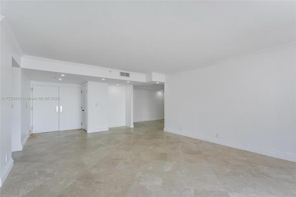 Villa Regina, 1581 Brickell Ave #PH-102, Miami, Florida 33129, image 3