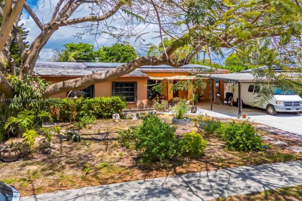 Cutler Ridge, 9341 Marine Dr, Cutler Bay, Florida 33189, image 2