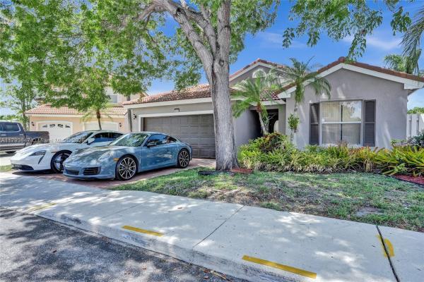 The Island At Spring Valley, 16595 NW 10th St, Pembroke Pines, Florida 33028, image 2