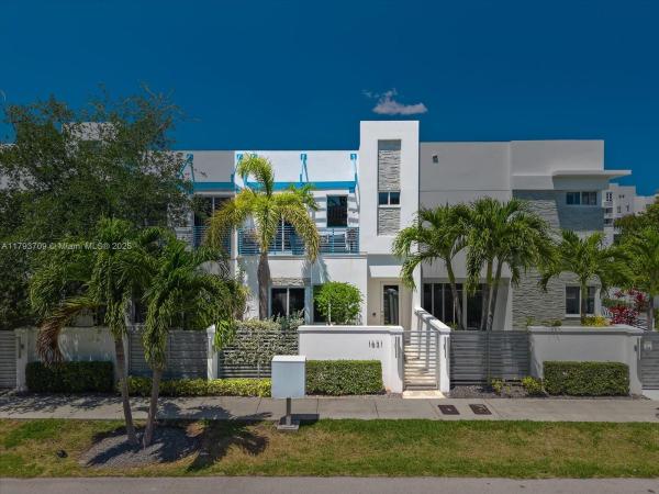 Capri Villas, 1631 NE 9th St, Fort Lauderdale, Florida 33304, image 1