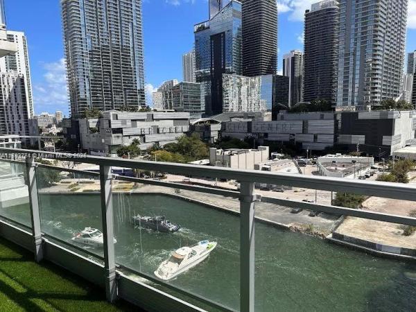 Mint At Riverfront, 92 SW 3rd St #1105, Miami, Florida 33130, image 2