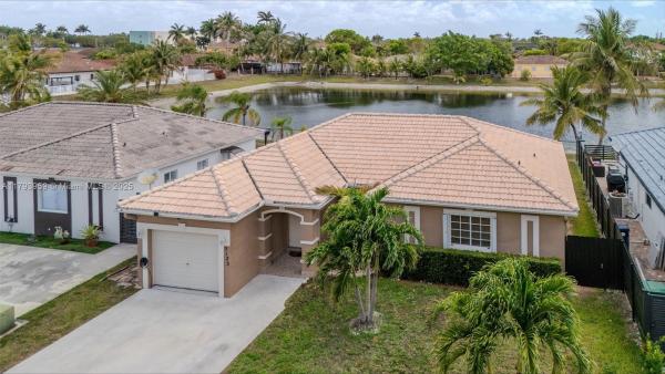 5123 SW 160th Ave, Unincorporated Dade County, Florida 33185, image 1