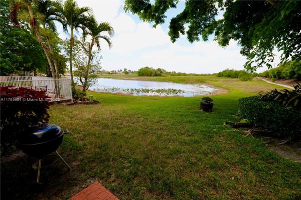 San Sebastian, 1583 Presidio Dr, Weston, Florida 33327, image 2