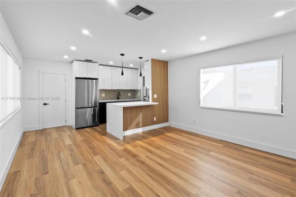 Hollywood Place, 1201 N 16th Ave, Hollywood, Florida 33020, image 1