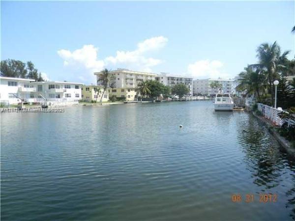 Marseille Deco, 1275 Marseille Dr #40, Miami Beach, Florida 33141, image 1