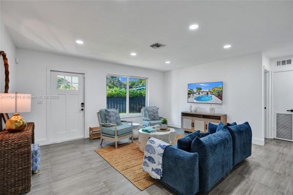 Lloyd Estates, 3295 NW 6th Ave, Oakland Park, Florida 33309, image 2