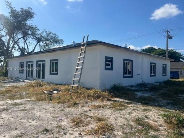 11870 SW 220th St, Unincorporated Dade County, Florida 33170, image 1