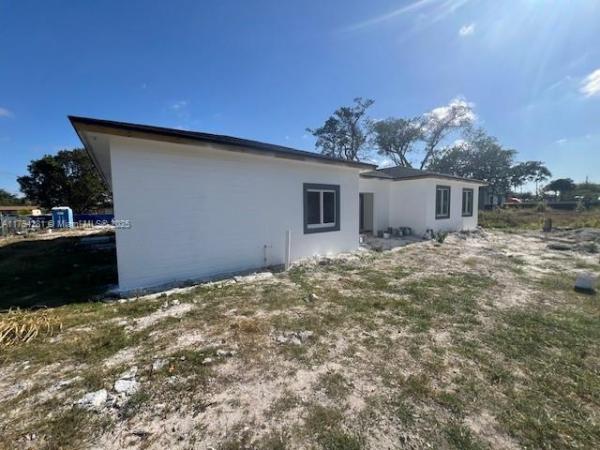 Goulds No HOA, 11870 SW 220th St, Goulds, Florida 33170, image 2