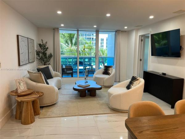 Roney Palace, 2301 Collins Ave #326, Miami Beach, Florida 33139, image 1